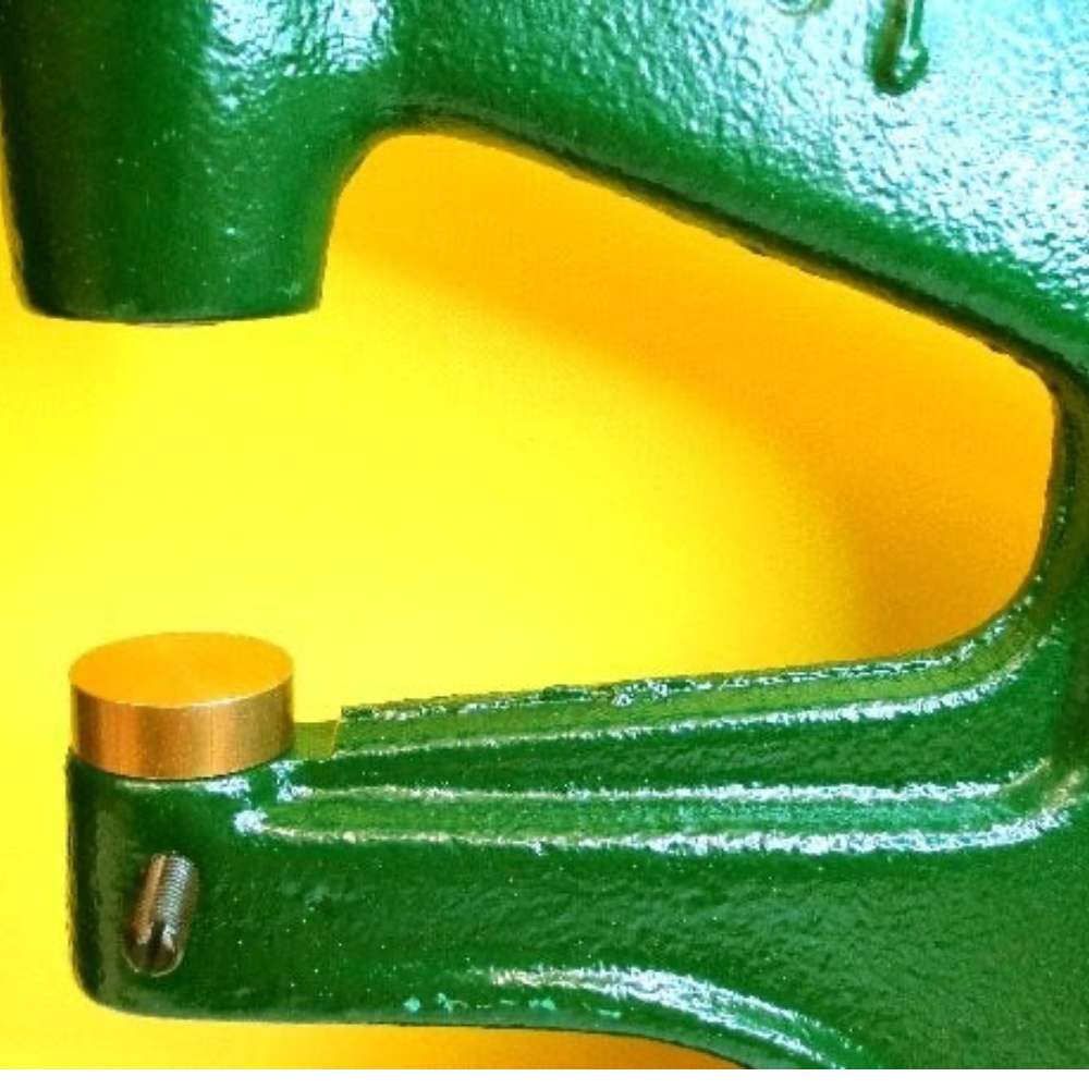 Base ottone grande diametro 28/12mm per torchietto manuale